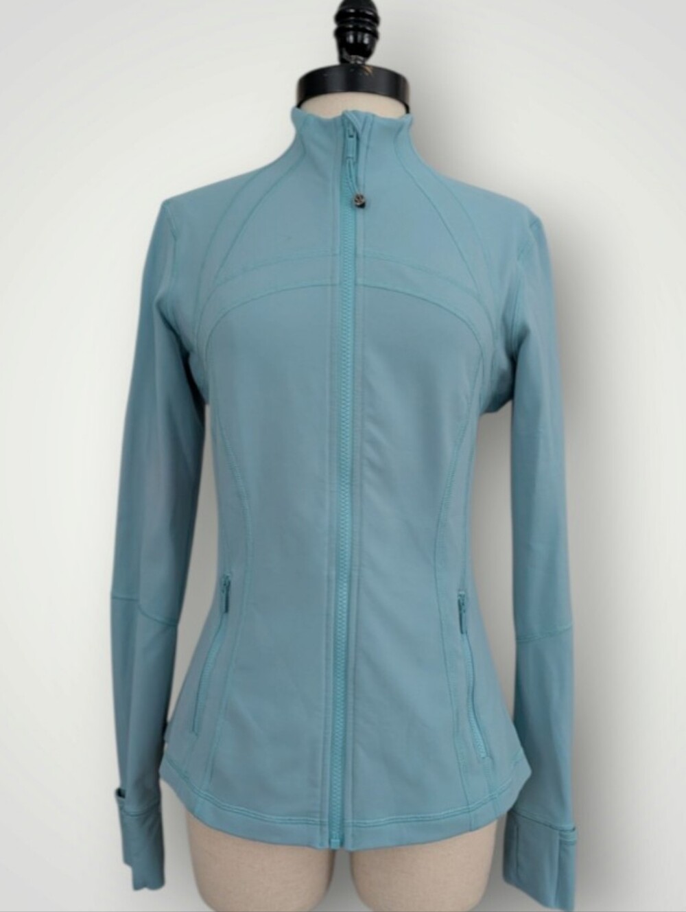 Lululemon Define Women's Jacket - Picture 2 of 12
